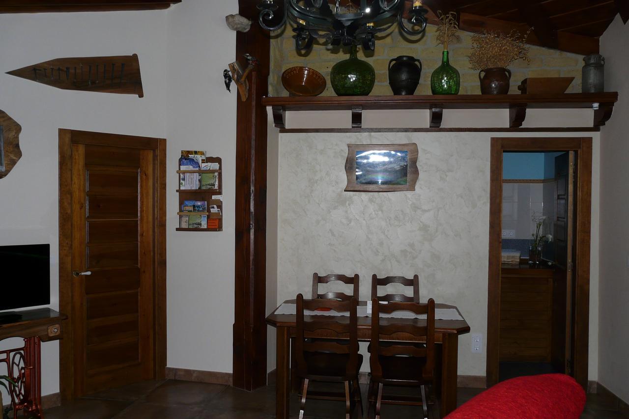 Apartamentos La Condesa Valmeo Екстер'єр фото