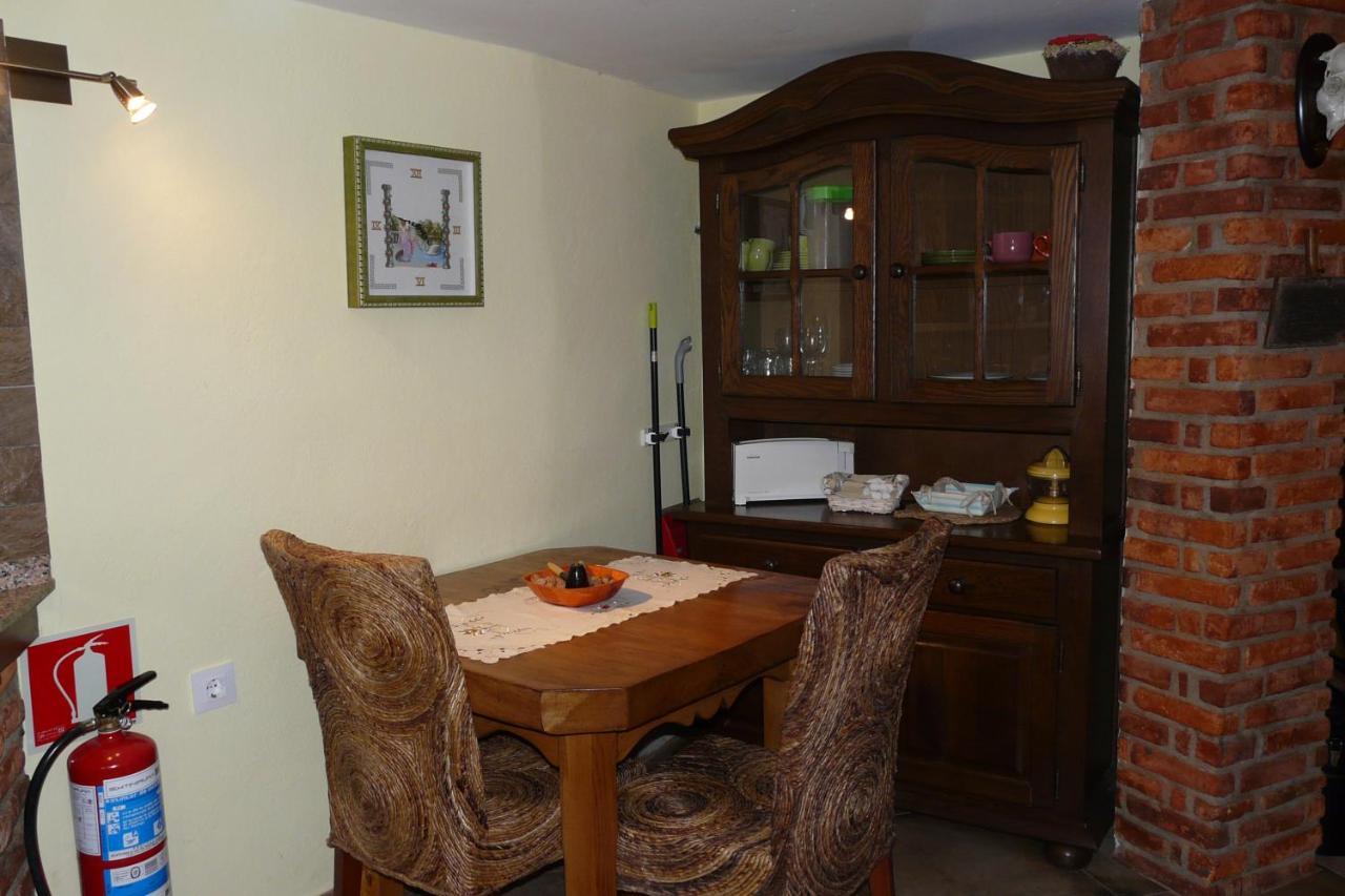Apartamentos La Condesa Valmeo Екстер'єр фото